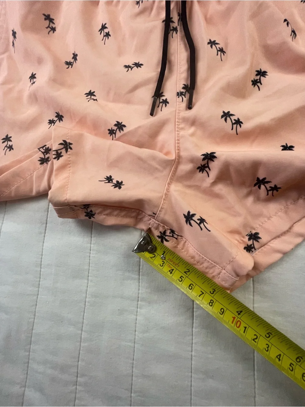 Hollister peach colored